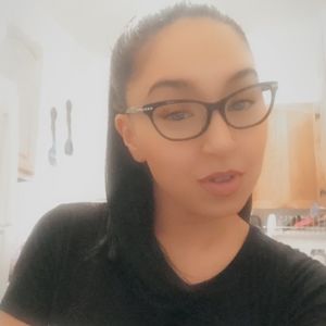 Meet your Posher, Melanie